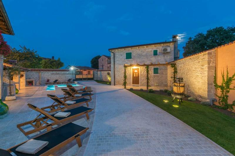 Villa Korina with Pool Poreč