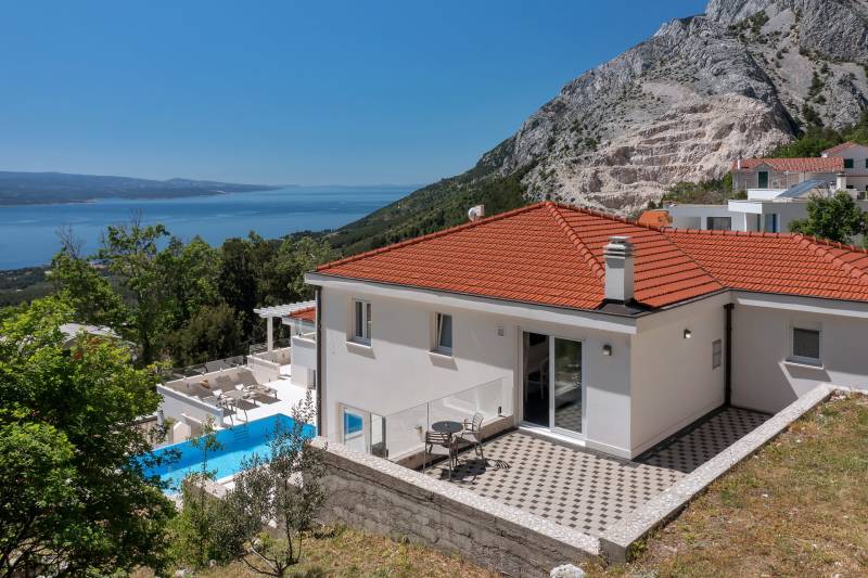 Vila Simply White s Bazenom Makarska