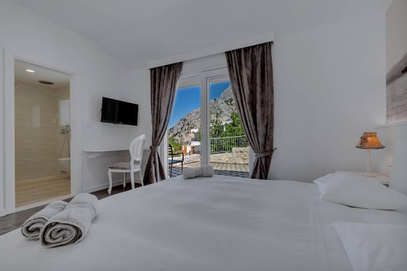 Vila Simply White s Bazenom Makarska