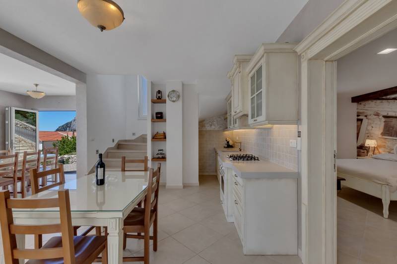Vila Simply White s Bazenom Makarska