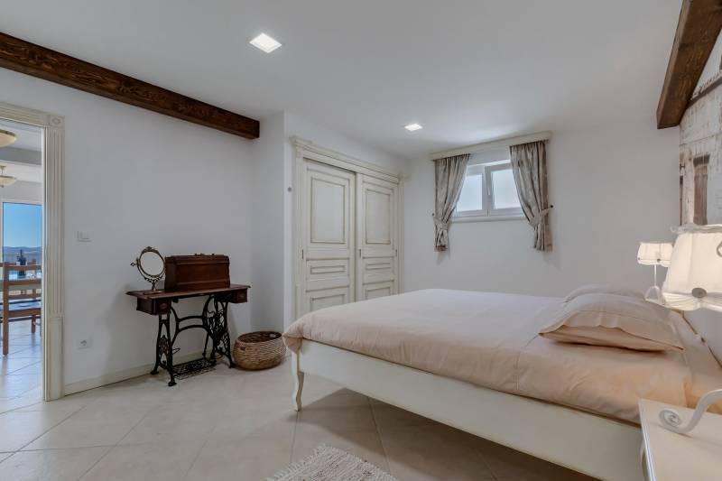 Vila Simply White s Bazenom Makarska