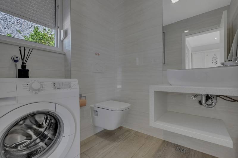 Vila Simply White s Bazenom Makarska