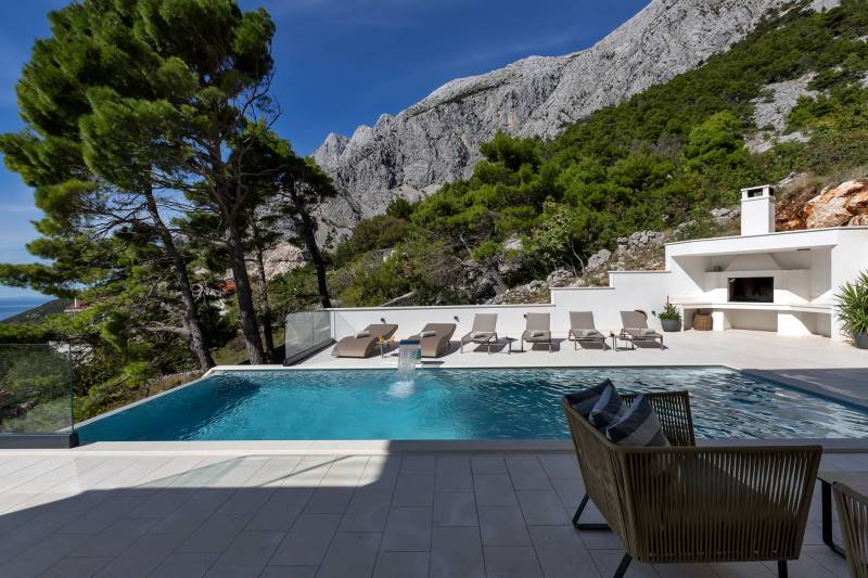 Luksusowa Willa Misterio z Basenem Makarska
