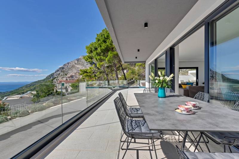 Luksusowa Willa Misterio z Basenem Makarska