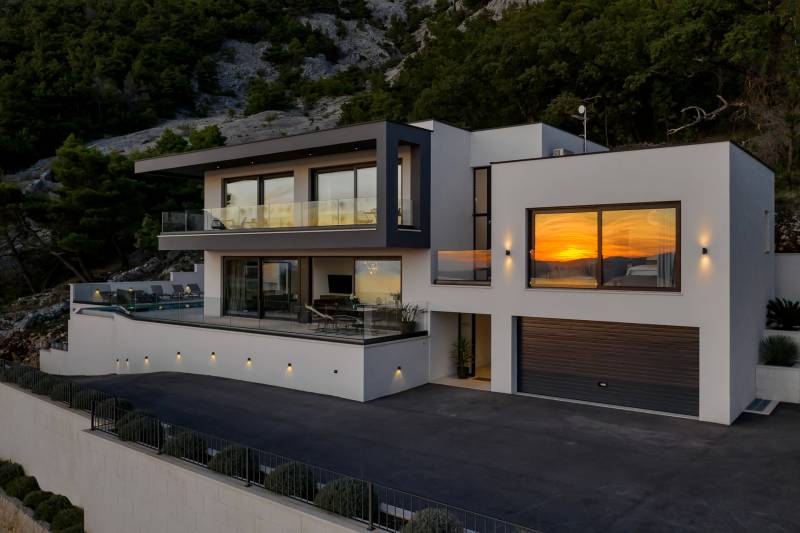 Luksusowa Willa Misterio z Basenem Makarska
