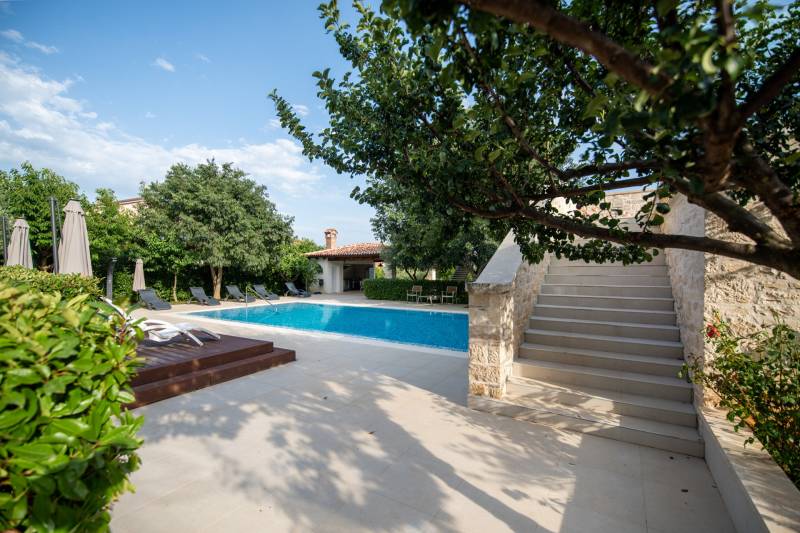 Willa Elise z Basenem Novigrad Istria