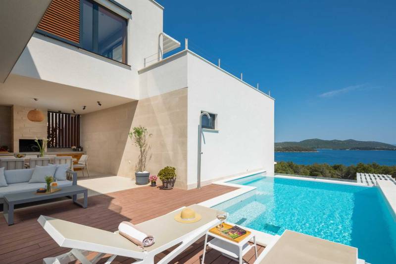 Luxusvilla Lynx mit Pool Murter