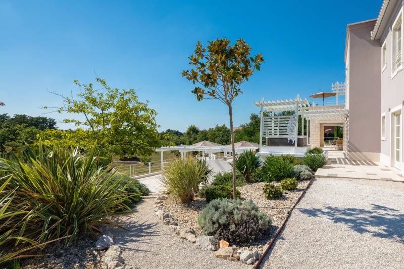 Villa Energy Platinum med Basseng Pula