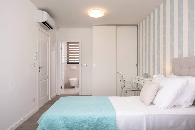 Villa Fontana with Heated Pool Trogir