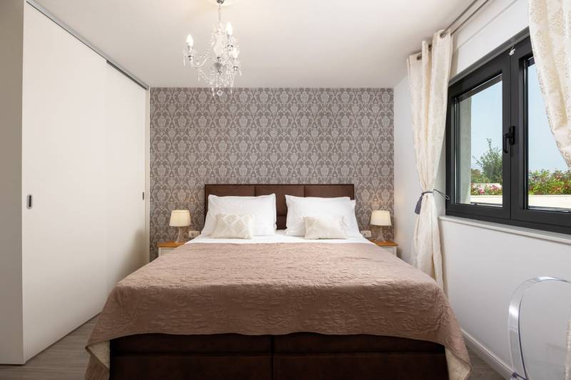 Villa Fontana with Heated Pool Trogir