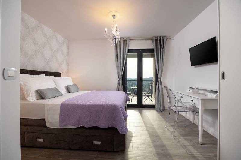 Villa Fontana with Heated Pool Trogir