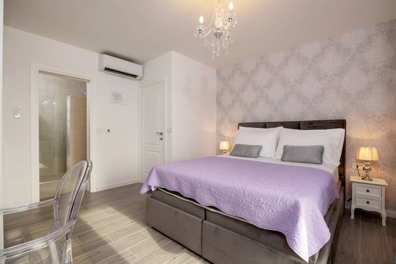 Villa Fontana with Heated Pool Trogir