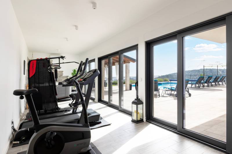 Villa Fontana with Heated Pool Trogir