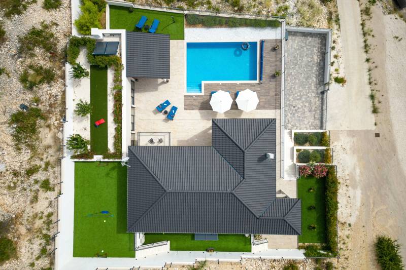 Villa Fontana with Heated Pool Trogir