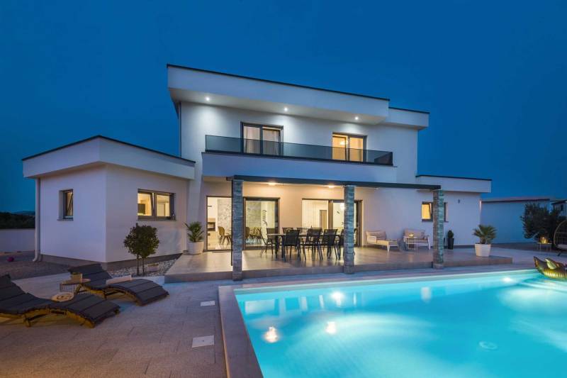 Villa Malin with Pool