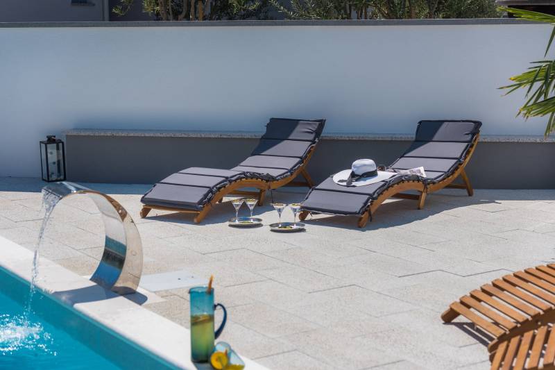 Villa Malin mit Pool Šibenik