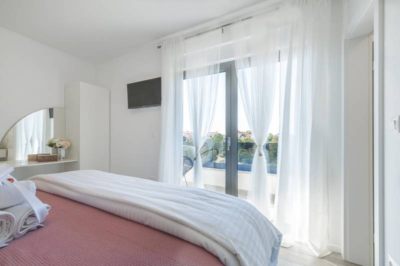 Villa Malin mit Pool Šibenik