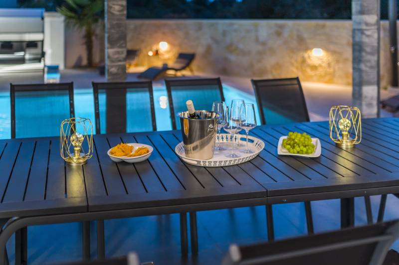 Villa Malin mit Pool Šibenik