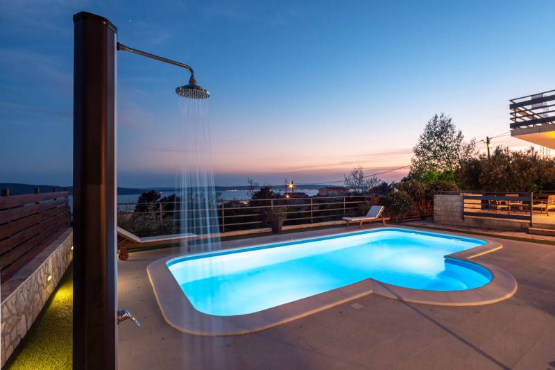 Holiday Home Flamina z Basenem Split