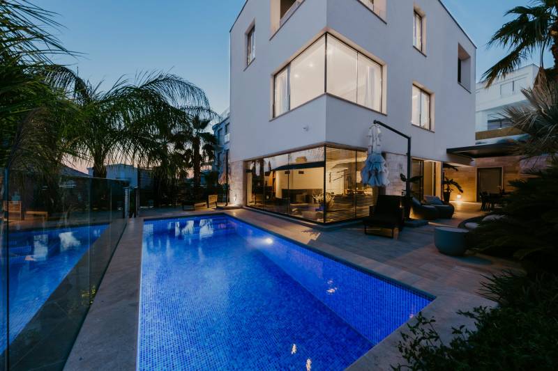 Villa Black & Gold with Pool Trogir