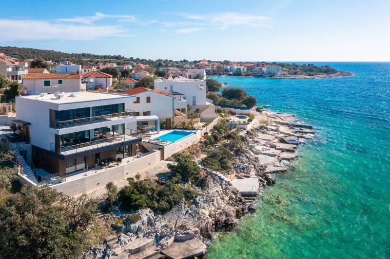 Vila Punta Planka na Plaži s Bazenom Primošten