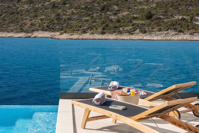 Vila Punta Planka na Plaži s Bazenom Primošten