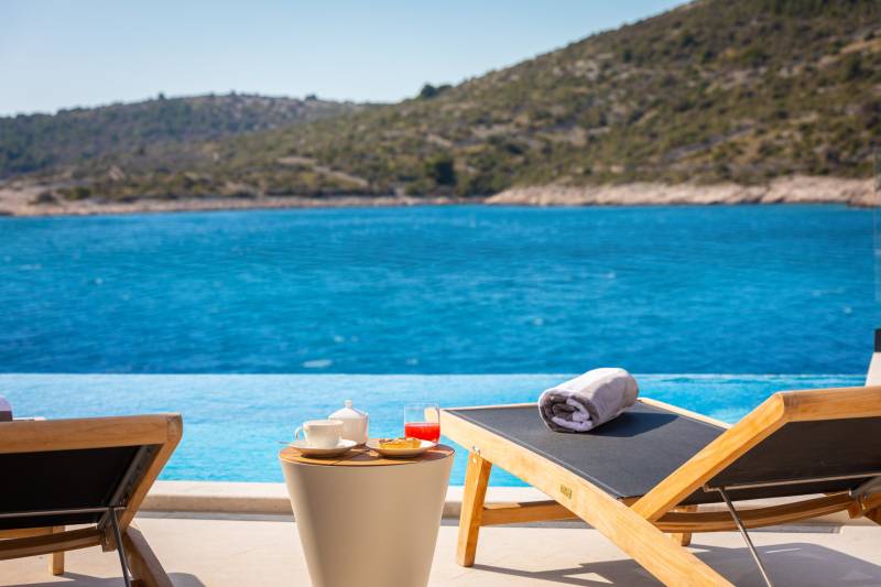 Vila Punta Planka na Plaži s Bazenom Primošten