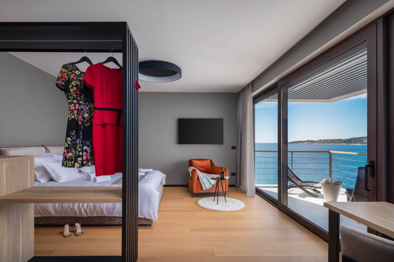 Vila Punta Planka na Plaži s Bazenom Primošten