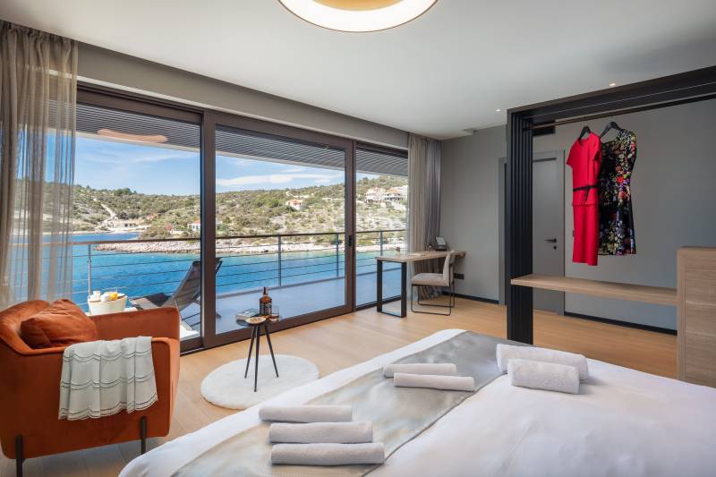 Vila Punta Planka na Plaži s Bazenom Primošten