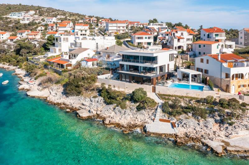 Vila Punta Planka na Plaži s Bazenom Primošten