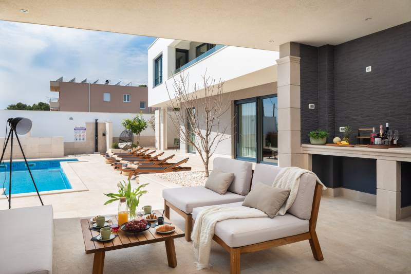 Luxusvilla Encanto mit beheiztem Pool Split