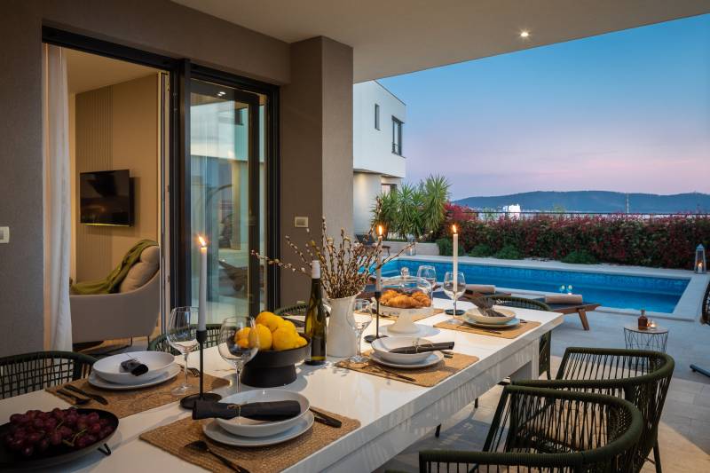 Luxusvilla Encanto mit beheiztem Pool Split