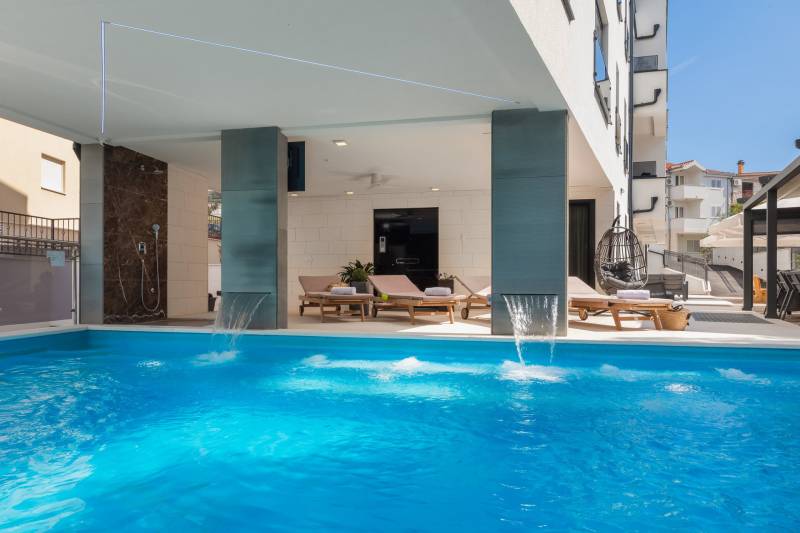 Beach Villa Valentina Penthouse Trogir