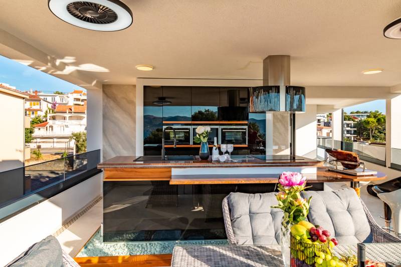 Beach Villa Valentina Penthouse Trogir