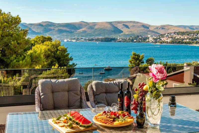 Beach Villa Valentina Penthouse Trogir