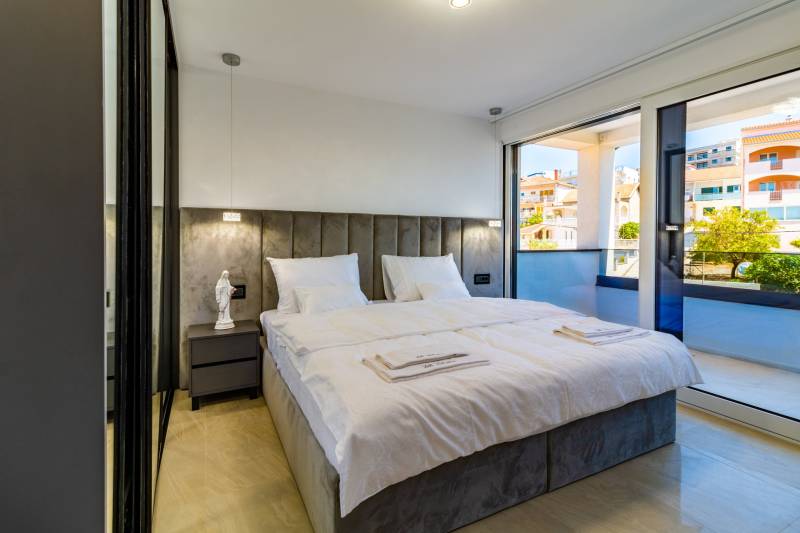 Beach Villa Valentina Penthouse Trogir