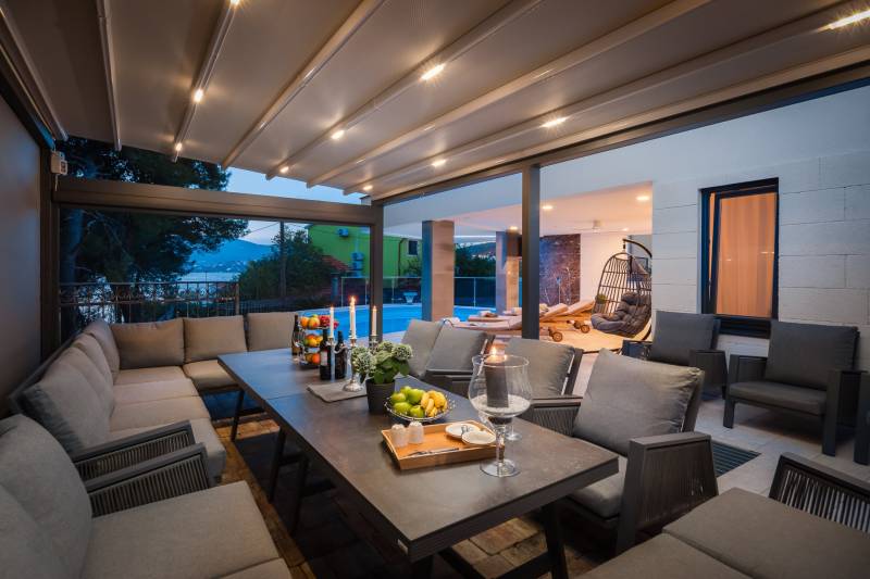 Beach Villa Valentina Penthouse Trogir