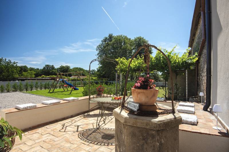 Holiday Home Adorno with Pool Pula