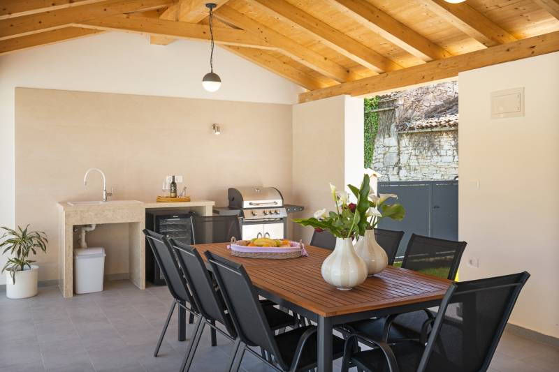 Holiday Home Dandelion with Pool Pula