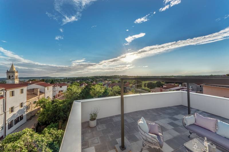 Villa Sunny Sky med Basseng Pula