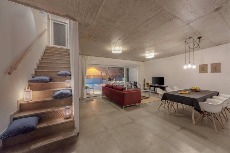 Villa Sunny Sky med Basseng Pula