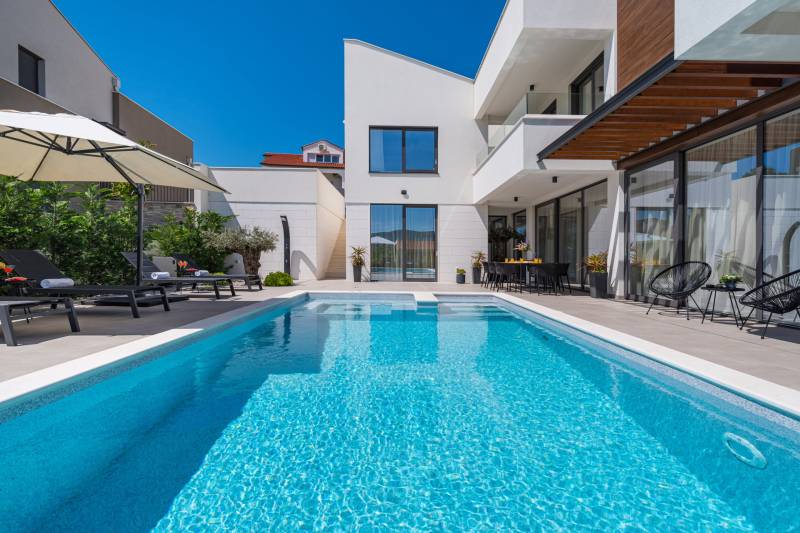 Luxusvilla Only Forever mit Pool Zadar