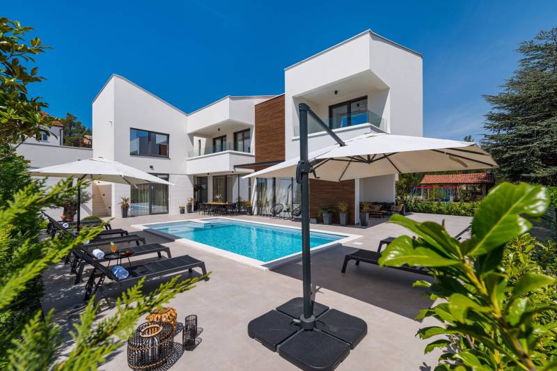 Luxusvilla Only Forever mit Pool Zadar