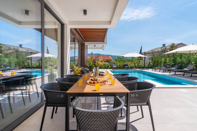 Luxusvilla Only Forever mit Pool Zadar
