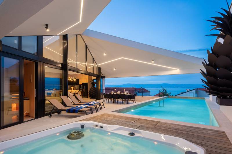 Luxury Villa Piña Colada with Pool