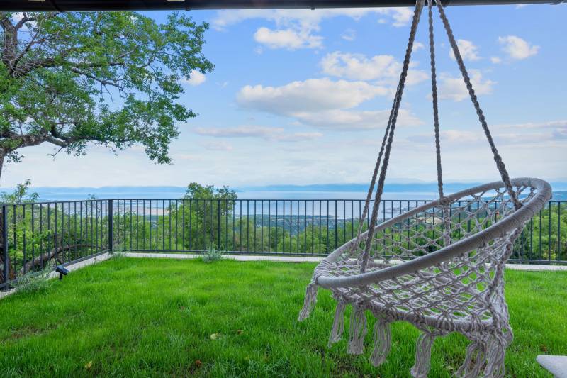 Villa Aqua Sky with Pool Rijeka