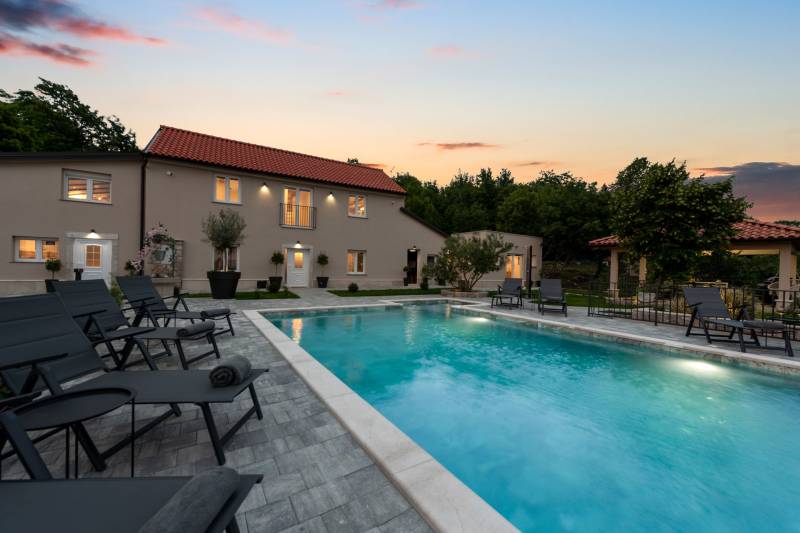 Villa Aqua Sky with Pool Rijeka