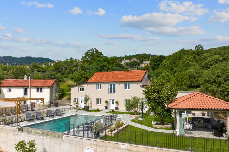 Villa Aqua Sky with Pool Rijeka