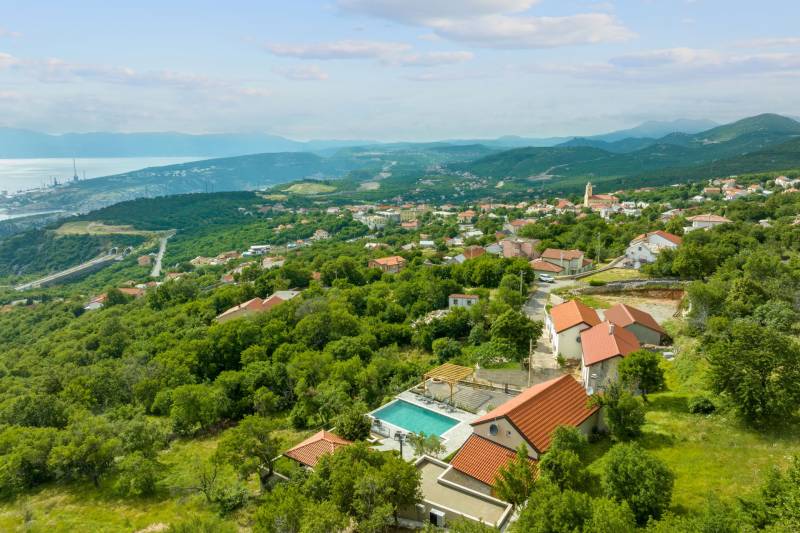 Villa Aqua Sky with Pool Rijeka