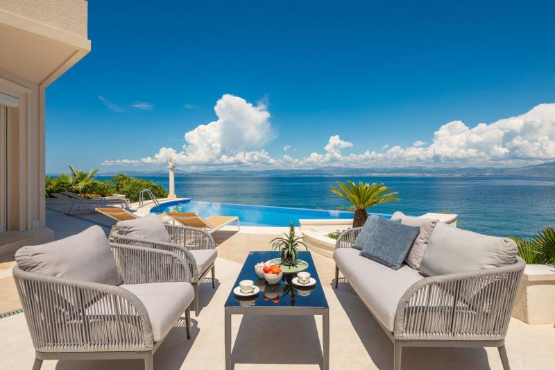 Beachfront Villa Octagon with Pool Brač